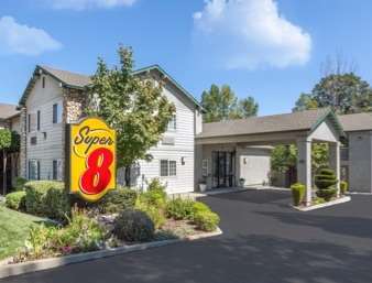 Creekside & 4*
